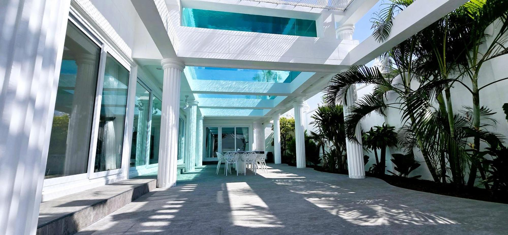 Starland Luxury Pool Walking Street 8 Bedrooms *